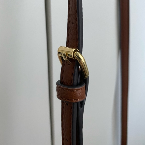 Calvin Klein Crossbody - Picture 3 of 3